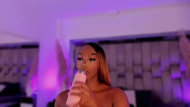 ChaynnaCooper online show from February 2026 06:37:01 AM