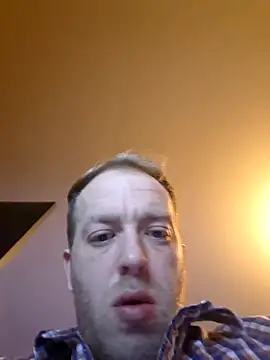 Henner33 online show from January 2025 05:38:01 PM