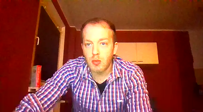 Henner33 online show from January 2025 06:41:02 PM