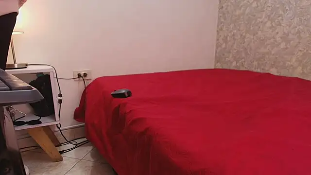 Snapshot of nicol_f chatting on March 2025 07:10:01 PM nicol f online show from March 2025 07:10:01 PM