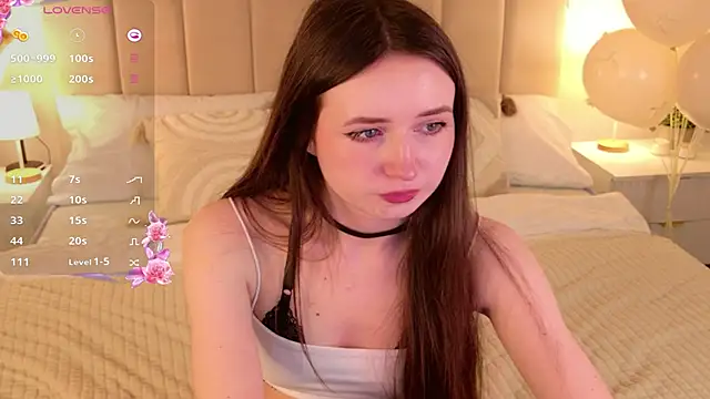 AliceLiddelle online show from April 2026 11:57:02 AM