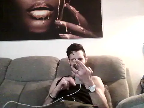 Snapshot of Bigkisslove chatting on February 2026 01:10:02 AM Bigkisslove online show from February 2026 01:10:02 AM