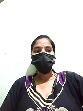 Snapshot of anusiya01 chatting on March 2025 05:06:02 PM anusiya01 online show from March 2025 05:06:02 PM