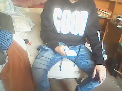 HOTMENVERYHOT online show from April 2026 10:07:01 AM