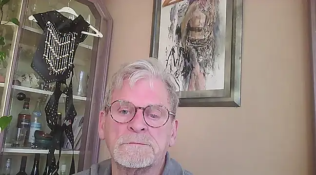 Snapshot of JanidGrunn chatting on March 2025 02:15:02 PM JanidGrunn online show from March 2025 02:15:02 PM