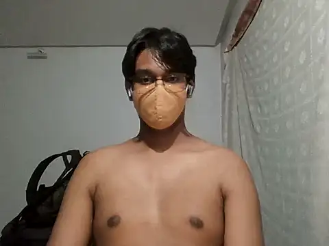 Snapshot of brownguy1234 chatting on February 2025 09:18:02 PM brownguy1234 online show from February 2025 09:18:02 PM