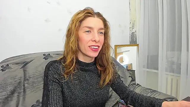 Snapshot of YourSuperModel chatting on December 2024 05:06:01 AM YourSuperModel online show from December 2024 05:06:01 AM