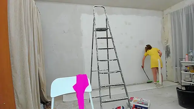 Snapshot of YourSuperModel chatting on January 2025 12:36:01 PM YourSuperModel online show from January 2025 12:36:01 PM