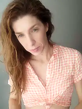 Snapshot of YourSuperModel chatting on October 2025 08:12:01 AM YourSuperModel online show from October 2025 08:12:01 AM