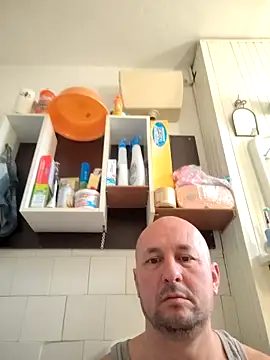 intx800 online show from April 2026 04:57:01 AM