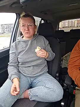 Snapshot of -Schweppes- chatting on March 2025 11:23:01 AM -Schweppes- online show from March 2025 11:23:01 AM