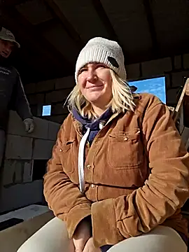 Snapshot of -Schweppes- chatting on November 2025 11:34:01 AM -Schweppes- online show from November 2025 11:34:01 AM