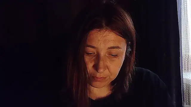 Snapshot of FiireTaliia chatting on October 2025 12:11:01 PM FiireTaliia online show from October 2025 12:11:01 PM