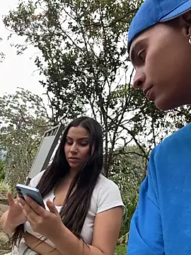 Snapshot of ValenSuarez25 chatting on July 2026 10:39:01 PM ValenSuarez25 online show from July 2026 10:39:01 PM