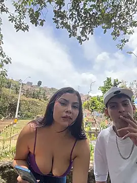 Snapshot of ValenSuarez25 chatting on August 2026 04:56:02 PM ValenSuarez25 online show from August 2026 04:56:02 PM