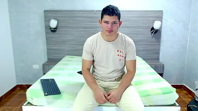 Loony Zion online show from December 2025 01:20:01 PM