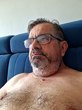 Snapshot of axecoman60 chatting on June 2026 05:52:02 AM axecoman60 online show from June 2026 05:52:02 AM