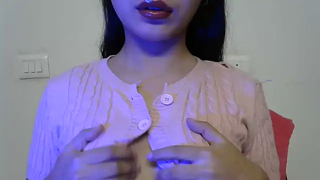 amrita2210 online show from October 2025 09:24:02 PM