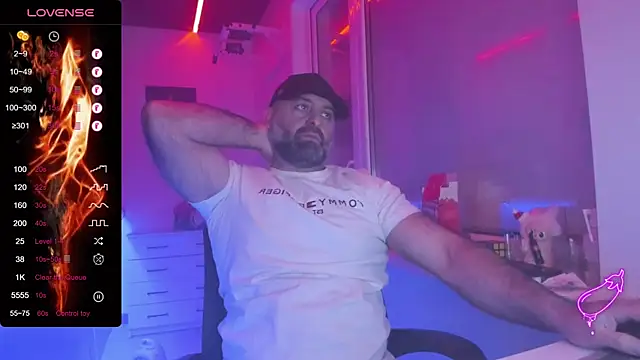 MAGABEAR077 online show from January 2026 08:18:01 AM