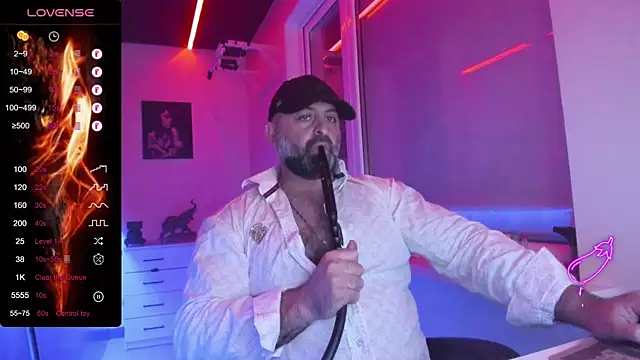 Snapshot of MAGABEAR077 chatting on June 2026 04:31:02 PM MAGABEAR077 online show from June 2026 04:31:02 PM