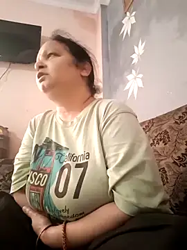 Kavya kapoor online show from March 2025 01:38:02 AM