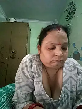 Kavya kapoor online show from October 2025 08:38:01 AM