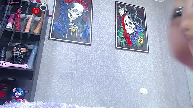 CamiilaMarti online show from April 2026 08:20:01 PM