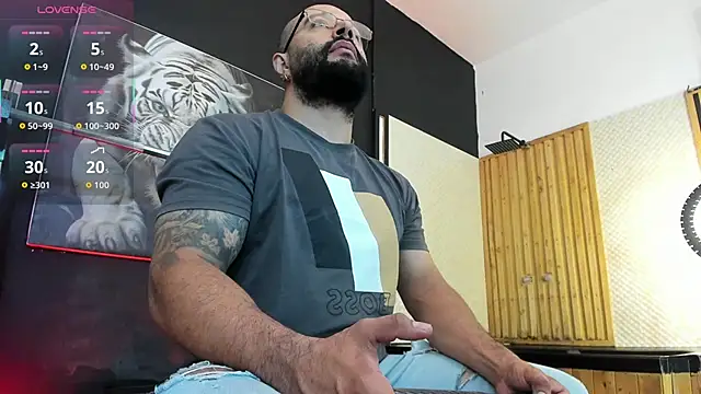 Luke  09 online show from November 2025 11:32:02 AM