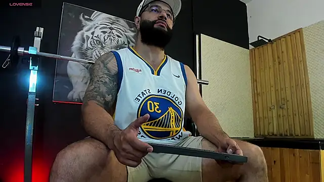 Luke  09 online show from December 2025 11:39:02 AM