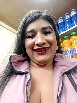 Snapshot of Hannahcandyy chatting on November 2025 05:21:01 AM Hannahcandyy online show from November 2025 05:21:01 AM