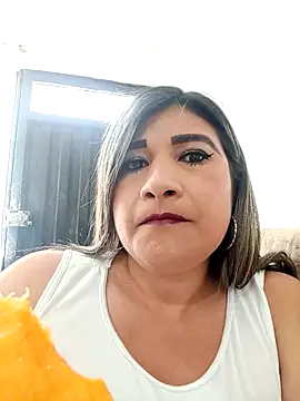 Snapshot of Hannahcandyy chatting on November 2025 05:44:01 PM Hannahcandyy online show from November 2025 05:44:01 PM