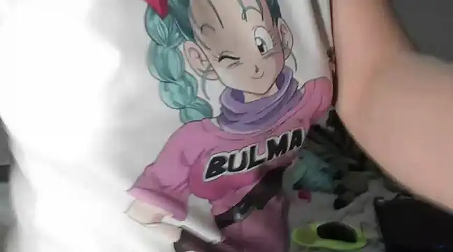 Snapshot of micaelajones chatting on February 2025 01:51:01 PM micaelajones online show from February 2025 01:51:01 PM