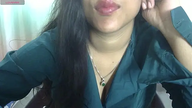 Preeti-Sexy online show from February 2026 08:00:02 AM