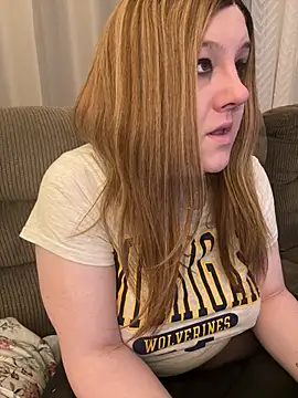 PuckBunny17 online show from February 2026 04:21:02 AM