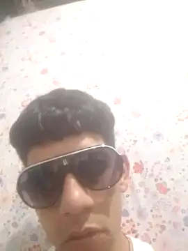 Snapshot of DecisivePimiento chatting on September 2025 04:12:02 PM DecisivePimiento online show from September 2025 04:12:02 PM