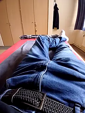 pascalino100 online show from February 2026 10:49:02 AM