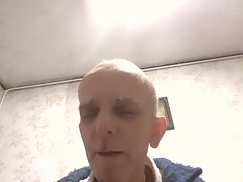 mariusica1xh online show from December 2025 07:32:01 PM