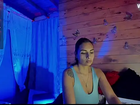 Snapshot of mykaelahoney chatting on October 2025 12:52:02 AM mykaelahoney online show from October 2025 12:52:02 AM