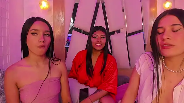 Snapshot of sophie_ws chatting on January 2025 10:49:01 AM sophie ws online show from January 2025 10:49:01 AM