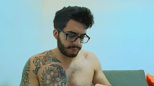 thomas gun online show from March 2026 04:36:01 AM