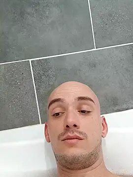 Snapshot of TheAnd93012 chatting on February 2025 03:18:02 PM TheAnd93012 online show from February 2025 03:18:02 PM