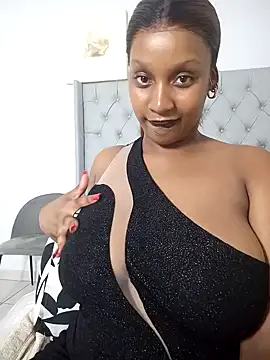 Snapshot of Candy_Love_18 chatting on January 2025 08:42:01 PM Candy Love 18 online show from January 2025 08:42:01 PM