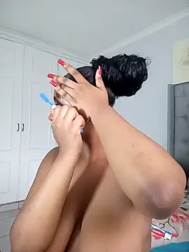 Snapshot of Candy_Love_18 chatting on February 2025 10:12:01 AM Candy Love 18 online show from February 2025 10:12:01 AM