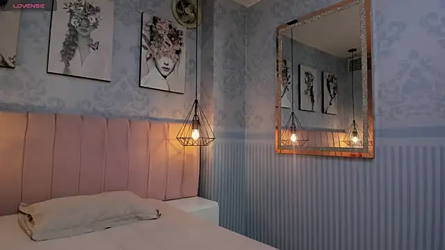 Snapshot of Annie_Cute18_ chatting on November 2025 10:21:02 PM Annie Cute18 online show from November 2025 10:21:02 PM