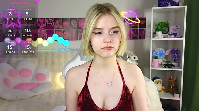 Snapshot of Dragonwind chatting on February 2025 09:00:01 PM Dragonwind online show from February 2025 09:00:01 PM