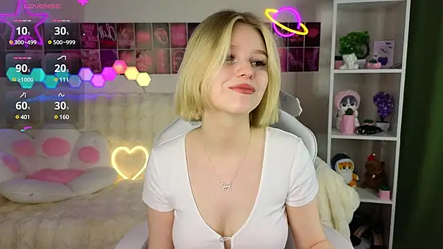 Snapshot of Dragonwind chatting on February 2025 09:58:02 PM Dragonwind online show from February 2025 09:58:02 PM