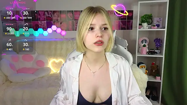 Snapshot of Dragonwind chatting on March 2025 11:15:02 PM Dragonwind online show from March 2025 11:15:02 PM