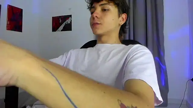 Joe23   online show from October 2025 10:40:01 PM