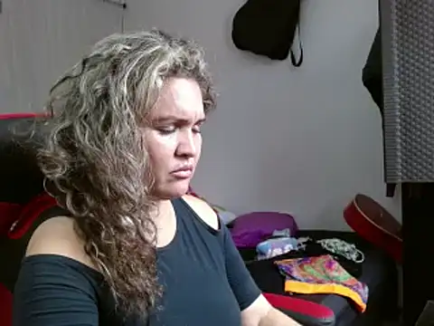 helenca43 online show from February 2025 07:14:01 PM