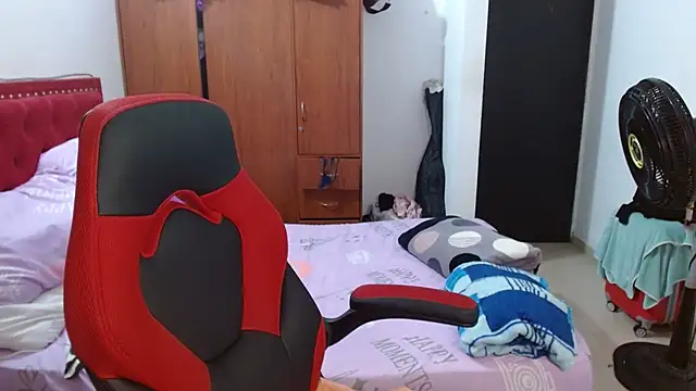 helenca43 online show from November 2025 10:17:02 AM